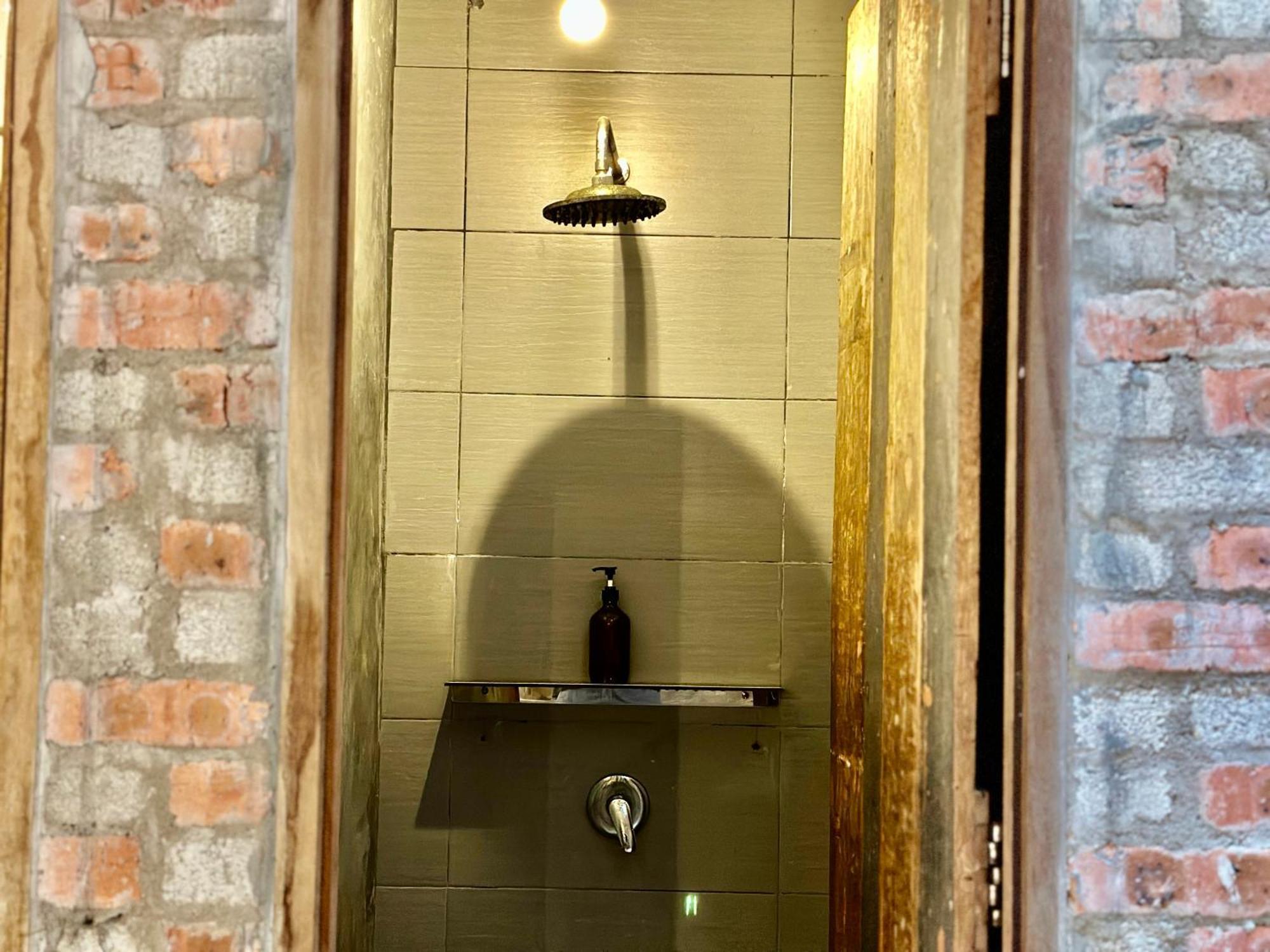The Frame Guesthouse Джорджтаун Экстерьер фото